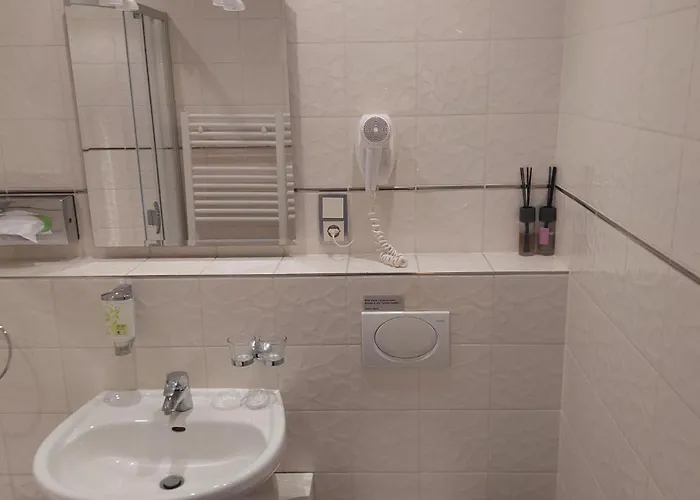 Villa, 24, Dz Lejlighed Leverkusen