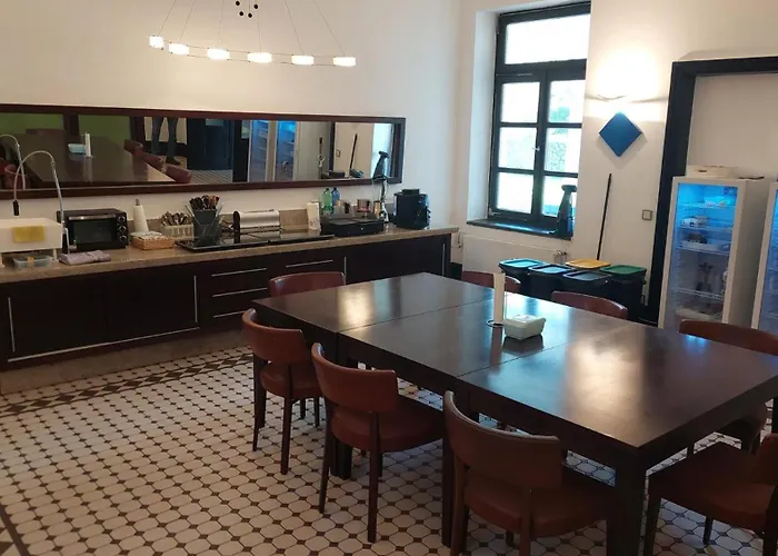 Villa, 24, Dz Leverkusen