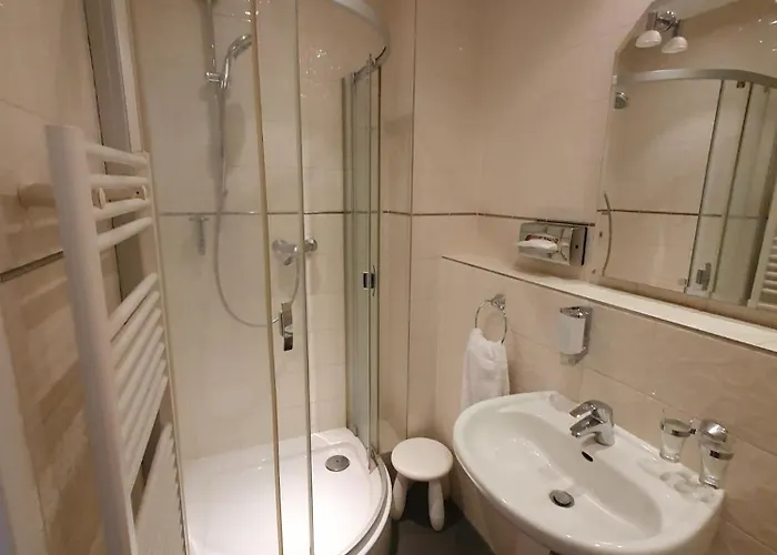 Villa, 24, Dz Lejlighed