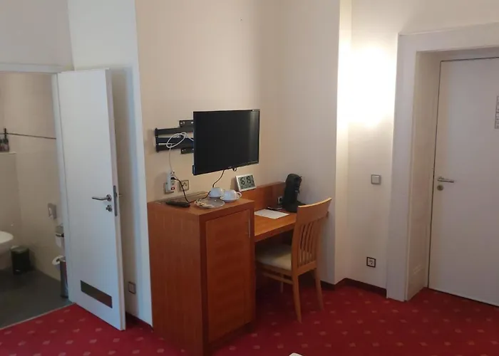 Villa, 24, Dz Leverkusen